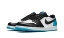 Air Jordan 1 Low OG "UNC" CZ0790 104