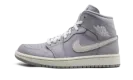 AIR JORDAN 1 MID WMNS