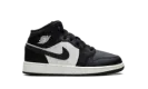 Jordan 1 Mid GS "Off Noir Toe" DQ8423 010