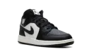 Jordan 1 Mid GS "Off Noir Toe" DQ8423 010