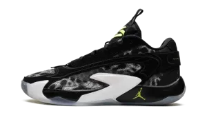 Luka 2 "Black Volt" DX8733 017