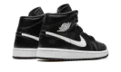 AIR JORDAN 1 MID WMNS "Black / White" DV0991 001