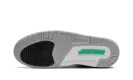 Air Jordan 3 Retro "Green Glow" CT8532 031