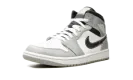 Air Jordan 1 Mid "Light Smoke Grey 2.0" 554724 078