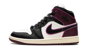 Air Jordan 1 "Bordeaux" FQ7818 101