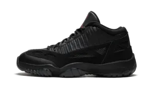 Air Jordan 11 Retro Low "Referee"