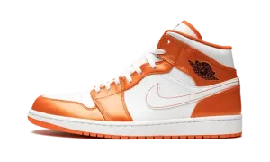 Air Jordan 1 Mid SE "Electro Orange" DM3531 800
