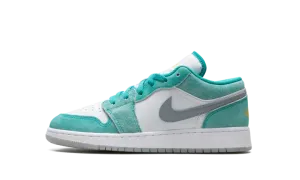 AIR JORDAN 1 LOW GS "NEW EMERALD" DO8244 301