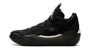 Air Jordan XXXIX "Black / Sail" FQ0213 001