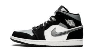 Air Jordan 1 Mid SE "Satin Grey" 852542 011