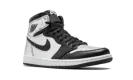 AIR JORDAN 1 RETRO HIGH OG WMNS "Silver Toe" CD0461 001