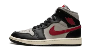 AIR JORDAN 1 MID WMNS "Black / Gym Red / College Grey" BQ6472 060