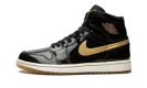 Air Jordan 1 Retro High OG "Black/Metallic Gold"