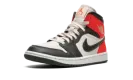 AIR JORDAN 1 MID SE WMNS "Newsprint" DQ6078 100