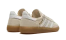 Handball Spezial "Wonder White"