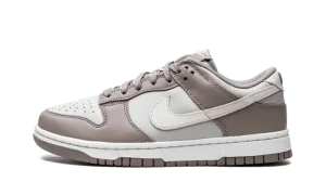 DUNK LOW WMNS "Moon Fossil"