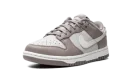 DUNK LOW WMNS "Moon Fossil"