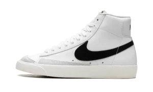 Blazer Mid 77 VNTG "White - Black"