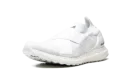 ULTRABOOST SLIP ON DNA WMNS