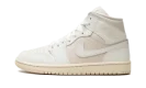 Air Jordan 1 WMNS "White / Light Tan"