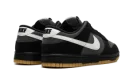 Dunk Low SE "Black Grey Gum"