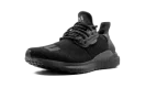 Solar Hu "Pharrell Williams - Core Black"
