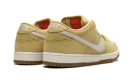 SB Dunk Low "Saturn Gold"