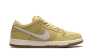 SB Dunk Low "Saturn Gold"