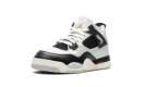 Jordan 4 Retro PS "Platinum Gold"