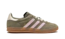 Gazelle Indoor WMNS "Focus Olive"