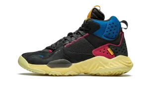 Jordan Delta Mid SP "Union LA - Off Noir" DA1951 001