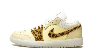 AIR JORDAN 1 LO WMNS "SNKRS Day"