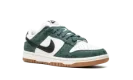 DUNK LOW WMNS "Green Snake"