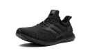 ULTRABOOST 4.0 DNA "Triple Black"