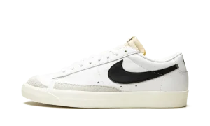 Blazer Low '77 Vintage "White / Black"