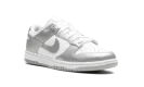 DUNK LOW WMNS "Metallic Silver"