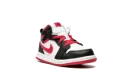 Jordan 1 Mid TD "Very Berry" 640735 016