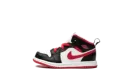 Jordan 1 Mid TD "Very Berry" 640735 016