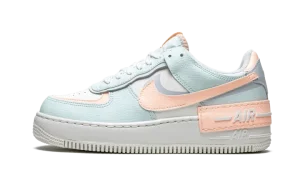 AF1 SHADO WMNS "Barely Green / Crimson Tint"