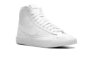 Blazer Mid '77 WMNS "Triple White"