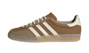 Gazelle Indoor "Brown Desert / Wonder White"