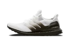 UltraBoost 5.0 DNA "Oreo"