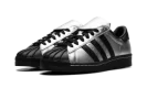 Superstar 82 WMNS "Metallic Silver Black"