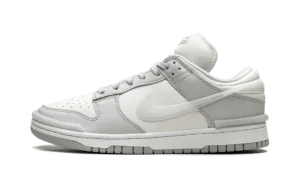 Dunk Low Twist WMNS "LIGHT SILVER"