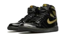 Air Jordan 1 Retro High OG "Black Metallic Gold"