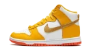 DUNK HIGH MNS WMNS "University Gold"