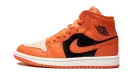AIR JORDAN 1 MID SE WMNS "Orange / Black" DM3381 600