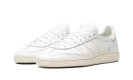 Handball Spezial "White Off White"