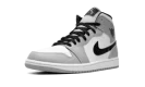 Air Jordan 1 Mid "Light Smoke Grey"
