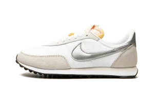 WAFFLE TRAINER 2 WMNS "White / Metallic Silver"